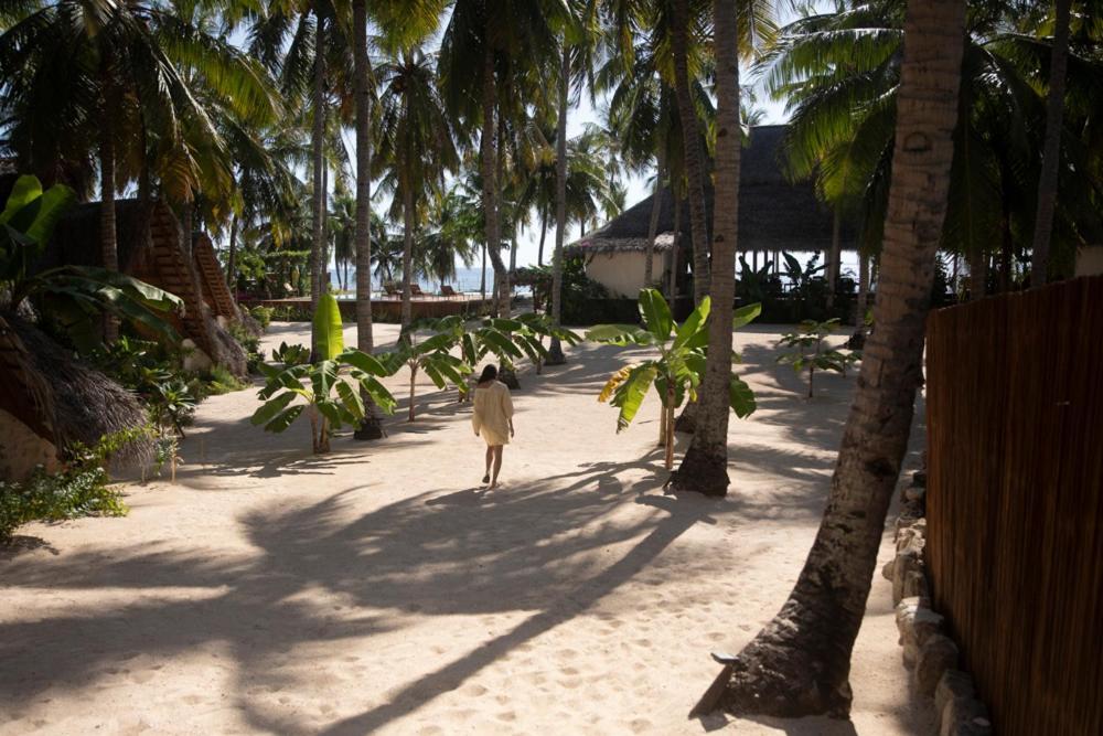81 Palms Resort Nemberala Buitenkant foto