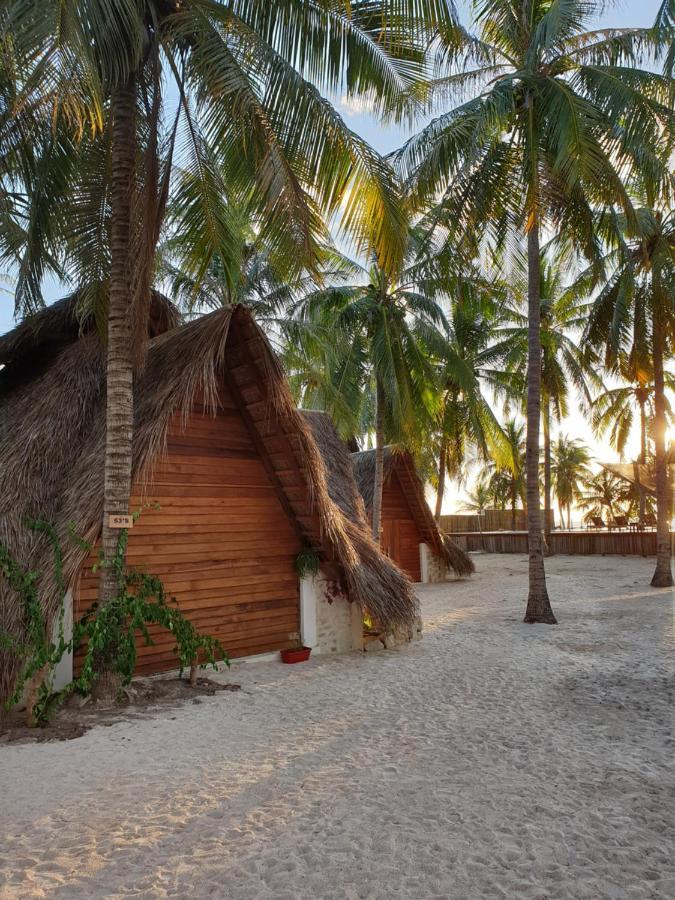 81 Palms Resort Nemberala Buitenkant foto
